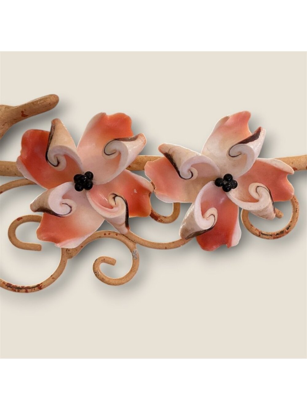 Vintage Shell Flower Clip-On Earrings Hawaiian Style Coral & Cream Color Summer